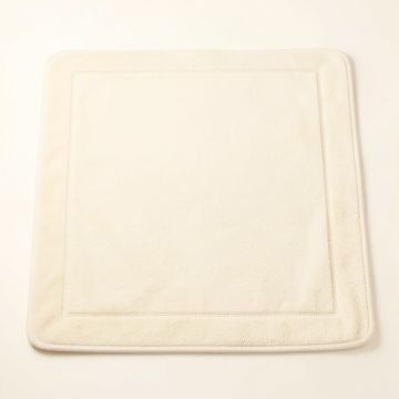 Elm Bluff Bath Mat - Ivory (synthetic illustration; no displayed measurements)