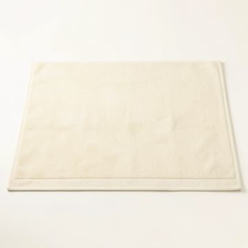 Moss Dell Bath Mat - Ivory (synthetic illustration; no displayed measurements)