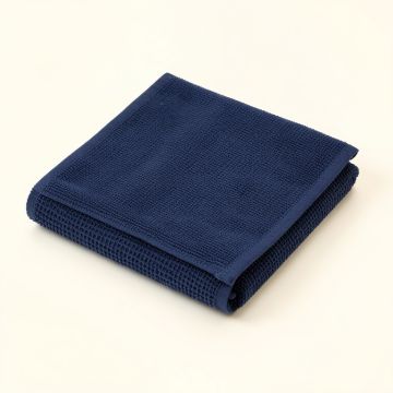 Elm Arc Bath Towel (synthetic illustration; no displayed measurements)