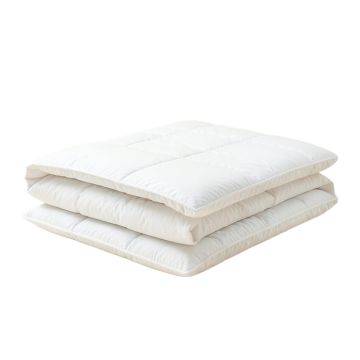 Canadian All Season Comforter