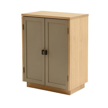 Shaker 34.5 '' X 18 '' Pantry Cabinet