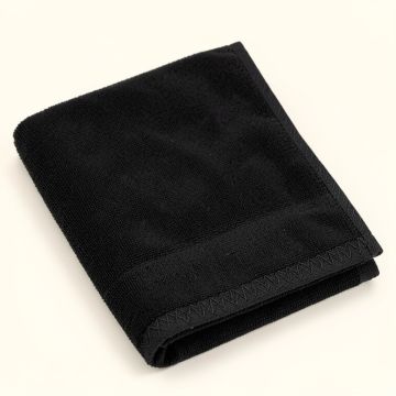 Oak Dell Bath Towel - Black (synthetic illustration; no displayed measurements)