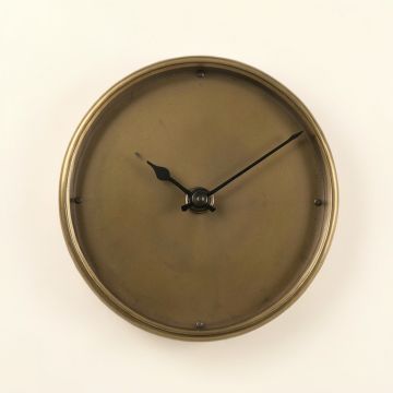 Cagliari Wall Clock (synthetic illustration; no displayed measurements)