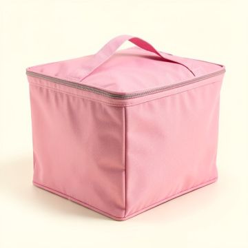Entertainer 160 Oz . Hot And Cold Food Carrier Lunch Bag (synthetic illustration; no displayed measurements)