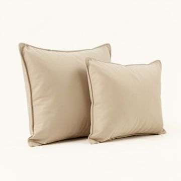 Amarillo Kitten 4 Piece Pillow Cover Set (synthetic illustration; no displayed measurements)