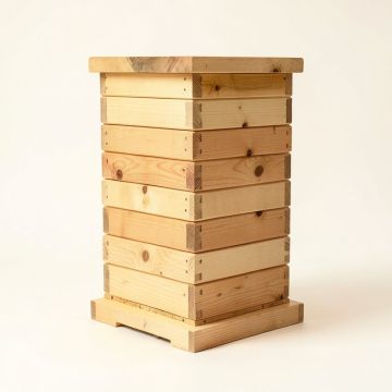 Wildlife World Mason Bee Hive (synthetic illustration; no displayed measurements)