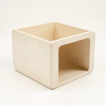 Field Dale Empty Furniture-Style Litter Enclosure - Ivory (synthetic illustration; no displayed measurements)
