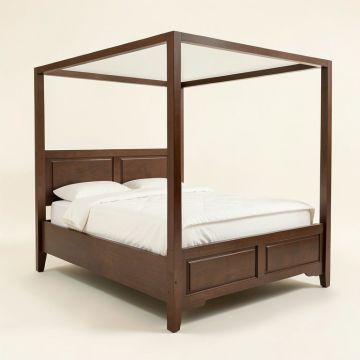 Essential King Four Poster Bed (synthetic illustration; no displayed measurements)