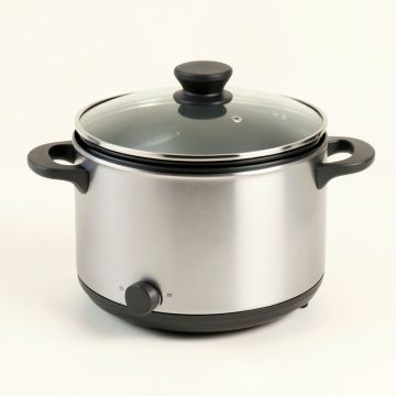 Elite Platinum 8.5 Qt . Slow Cooker (synthetic illustration; no displayed measurements)