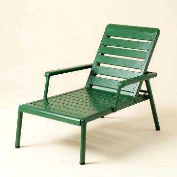 Spruce Bluff Outdoor Lounge Chair - Green (synthetic illustration; no displayed measurements)