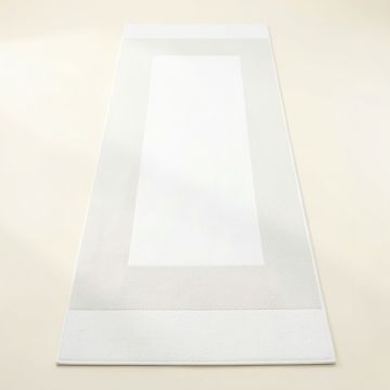Maple Brook Narrow Runner Rug - White (synthetic illustration; no displayed measurements)