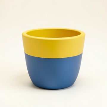 Arbolente Resin Pot Planter (synthetic illustration; no displayed measurements)