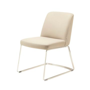Rayburn Stacking Side Chair In Clear