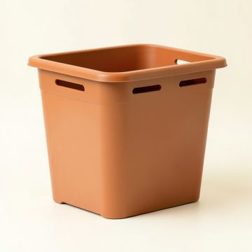 Cliff Arc Closed Garden Compost Bin (synthetic illustration; no displayed measurements)