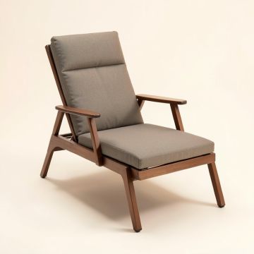 Ross Patio Chair (synthetic illustration; no displayed measurements)