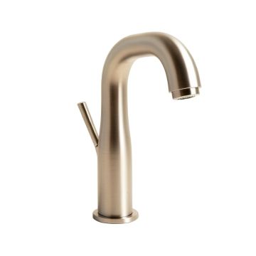 Arbor Pull Down Touchless Single Handle Kitchen Faucet With Motionsense And Power Clean™Technologies