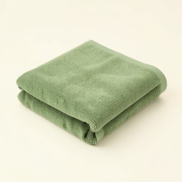 Cedar Arc Bath Towel (synthetic illustration; no displayed measurements)
