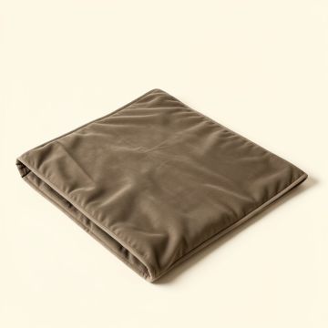 Waterproof Pet Polyester Blanket (synthetic illustration; no displayed measurements)