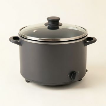 Hamilton Beach 3-Qt . Slow Cooker (synthetic illustration; no displayed measurements)