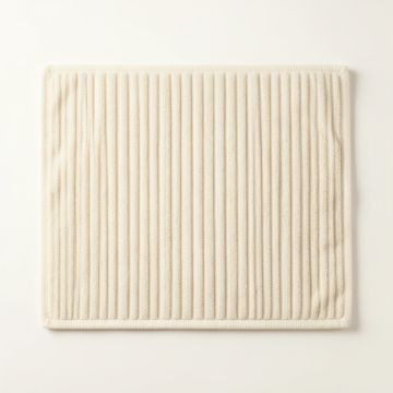 Elm Dale Bath Mat - Cream (synthetic illustration; no displayed measurements)