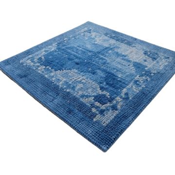 Frann Hand-Knotted Wool Blue Ombre Area Rug