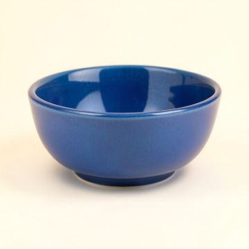 Taika 112 Fl Oz . Serving Bowl (synthetic illustration; no displayed measurements)