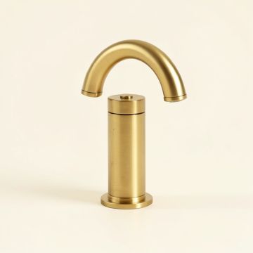 Kingsley Widespread Bathroom Faucet With Drain Assembly (synthetic illustration; no displayed measurements)