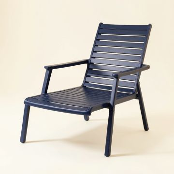 Rowan Arc Outdoor Lounge Chair - Navy (synthetic illustration; no displayed measurements)