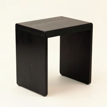 Fern Crossing Side Table - Black (synthetic illustration; no displayed measurements)