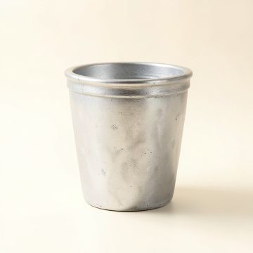 Classic Resin Pot Planter (synthetic illustration; no displayed measurements)