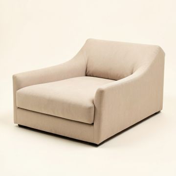 Lakewood Chaise Furniture Dog Sofa (synthetic illustration; no displayed measurements)