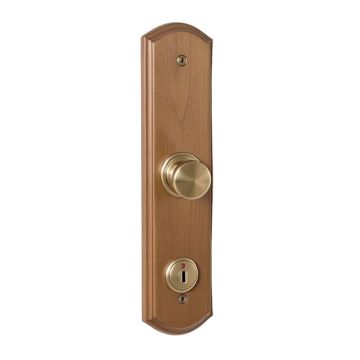 Greenwich Handleset With Single Cylinder Deadbolt And Broadway Door Lever And Rosette