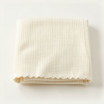 Linden Edge Bath Towel - Cream (synthetic illustration; no displayed measurements)