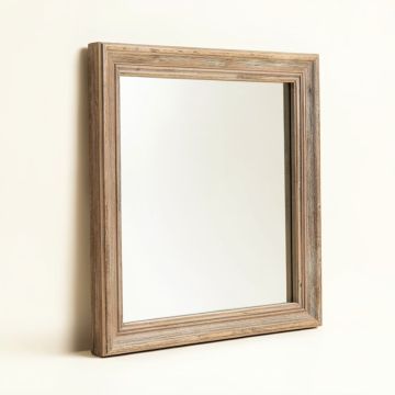 Traditional Distressed Accent Mirror (synthetic illustration; no displayed measurements)