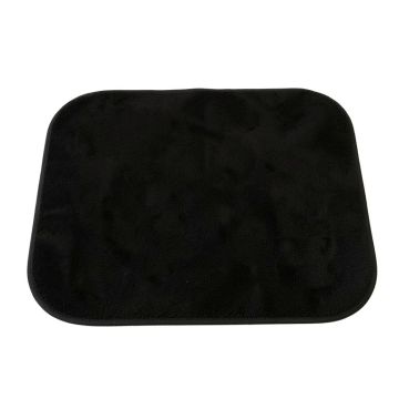 Oak Crossing Bath Mat - Black (synthetic illustration; no displayed measurements)