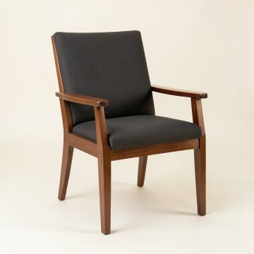 Huntingdon Chesterfield Chair (synthetic illustration; no displayed measurements)