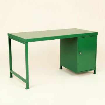 Stone Dell Empty Workshop Workbench - Green (synthetic illustration; no displayed measurements)