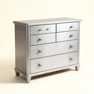 Adrianna 7 Drawer Dresser (synthetic illustration; no displayed measurements)