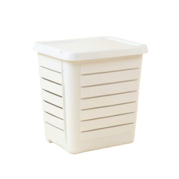 Shore Bend Closed Garden Compost Bin - White