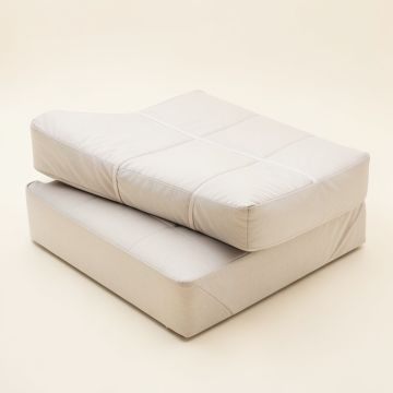 2 Piece Crib Bedding Set (synthetic illustration; no displayed measurements)