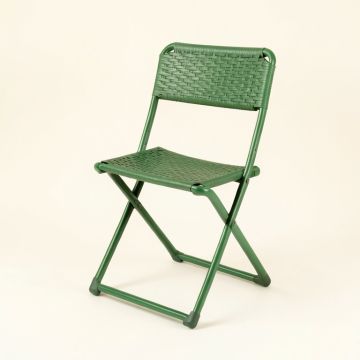 Cedar Crossing Folding Outdoor Chair - Green (synthetic illustration; no displayed measurements)