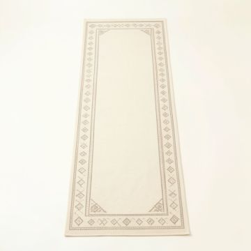 Oak Bridge Narrow Runner Rug - Cream (synthetic illustration; no displayed measurements)
