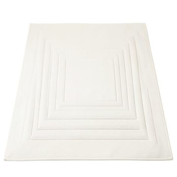 Glen Bend Rectangular Outdoor Rug - White