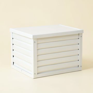 Oak Crossing Closed Outdoor Storage Box - White (synthetic illustration; no displayed measurements)