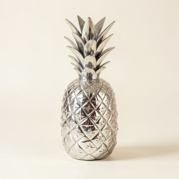 Pina Oja Crystal Pineapple (synthetic illustration; no displayed measurements)