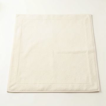 Ridge Dale Bath Mat - Ivory (synthetic illustration; no displayed measurements)