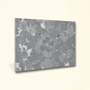 Gallerie Crackled Floral Mosaic Tile (synthetic illustration; no displayed measurements)