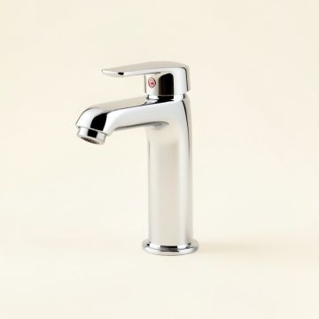 Trinsic® Single Hole Bathroom Faucet With Drain Assembly (synthetic illustration; no displayed measurements)