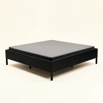 Guerra 38 '' Platform Bed (synthetic illustration; no displayed measurements)