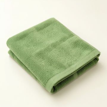 Meadow Crest Bath Towel - Green (synthetic illustration; no displayed measurements)